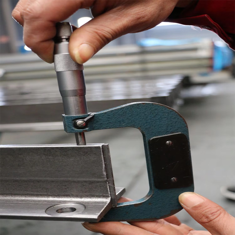 VTSP116 Stainless Steel Thickened High Strength Elevator Guide Rail para sa Freight Elevator _ para sa Mga Hotel at Warehouse